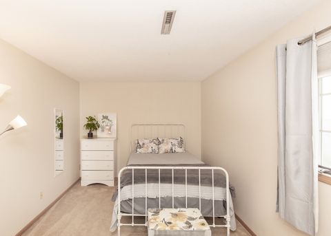 Tiny photo for 3260 Parkwild Drive #3D, Bettendorf, IA 52722 (MLS # 12560041)