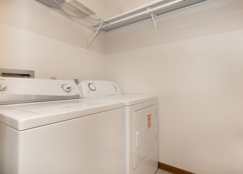 Tiny photo for 3260 Parkwild Drive #3D, Bettendorf, IA 52722 (MLS # 12560041)