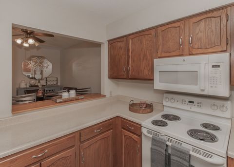 Tiny photo for 3260 Parkwild Drive #3D, Bettendorf, IA 52722 (MLS # 12560041)