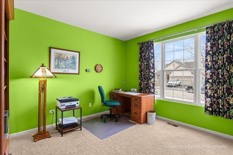 Tiny photo for 2595 Venetian Lane, Elgin, IL 60124 (MLS # 12544357)