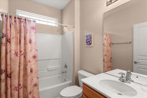 Tiny photo for 2595 Venetian Lane, Elgin, IL 60124 (MLS # 12544357)