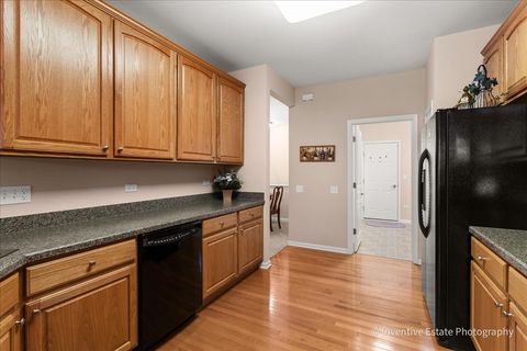 Tiny photo for 2595 Venetian Lane, Elgin, IL 60124 (MLS # 12544357)