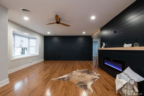 Tiny photo for 8459 S 85th Court, Hickory Hills, IL 60457 (MLS # 12629363)