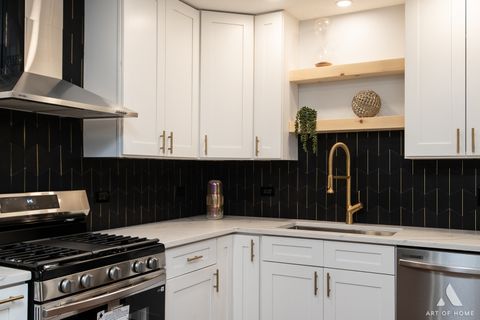 Tiny photo for 8459 S 85th Court, Hickory Hills, IL 60457 (MLS # 12629363)