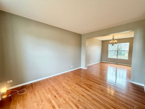 Tiny photo for 138 Redmond Drive, Gilberts, IL 60136 (MLS # 12515876)