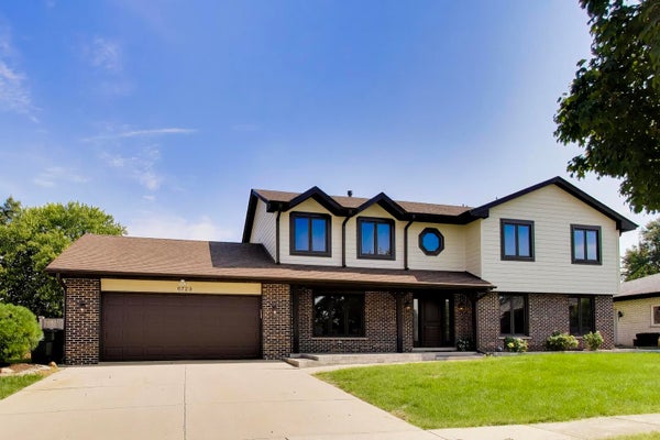 6723 KINGSWOOD RD, WILLOWBROOK, IL 60527 - Image ad4499ae2f8a7e99897ca3ed2f77b6ab/1037587804
