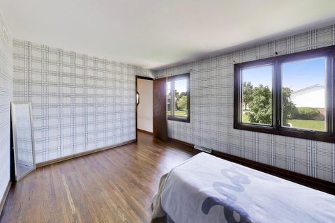 Tiny photo for 6723 Kingswood Road, Willowbrook, IL 60527 (MLS # 12750556)