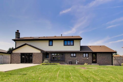 Tiny photo for 6723 Kingswood Road, Willowbrook, IL 60527 (MLS # 12750556)