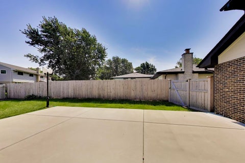 Tiny photo for 6723 Kingswood Road, Willowbrook, IL 60527 (MLS # 12750556)