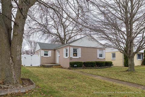 Photo of 508 N Forest Avenue, Bradley, IL 60915 (MLS # 12525268)