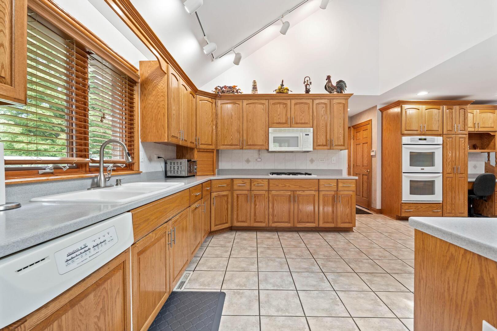 8135 Basswood Road