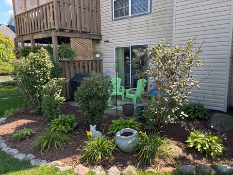 Tiny photo for 3S072 Timber Drive #9C, Warrenville, IL 60555 (MLS # 12476652)