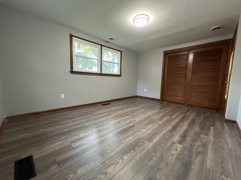 Tiny photo for 923 Hammond Avenue, Aurora, IL 60506 (MLS # 12736385)