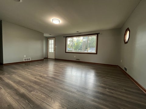 Tiny photo for 923 Hammond Avenue, Aurora, IL 60506 (MLS # 12736385)