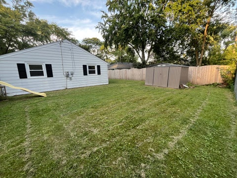 Tiny photo for 923 Hammond Avenue, Aurora, IL 60506 (MLS # 12736385)
