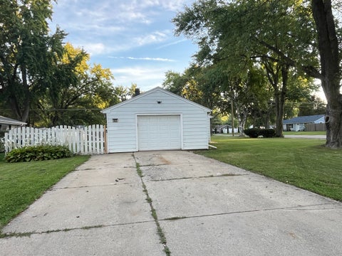 Tiny photo for 923 Hammond Avenue, Aurora, IL 60506 (MLS # 12736385)
