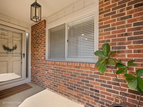 Tiny photo for 2S761 THERESA Court #761, Oak Brook, IL 60523 (MLS # 12447959)