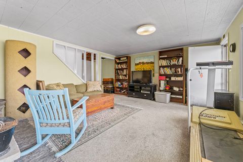 Tiny photo for 21290 W Sylvan Drive S, Mundelein, IL 60060 (MLS # 12482106)