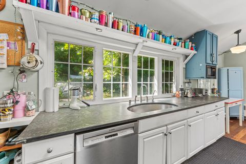 Tiny photo for 21290 W Sylvan Drive S, Mundelein, IL 60060 (MLS # 12482106)