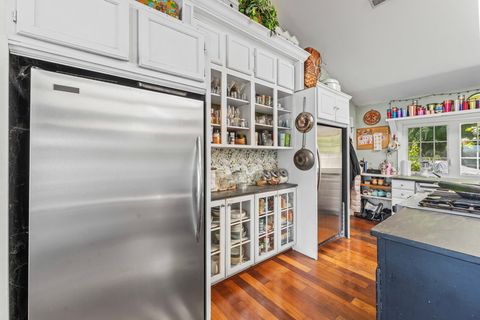 Tiny photo for 21290 W Sylvan Drive S, Mundelein, IL 60060 (MLS # 12482106)