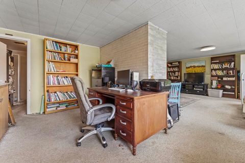 Tiny photo for 21290 W Sylvan Drive S, Mundelein, IL 60060 (MLS # 12482106)