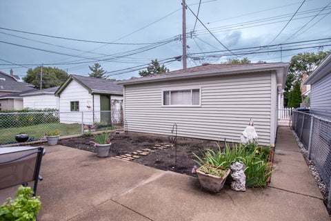 Tiny photo for 5425 N Linder Avenue, Chicago, IL 60630 (MLS # 12755813)