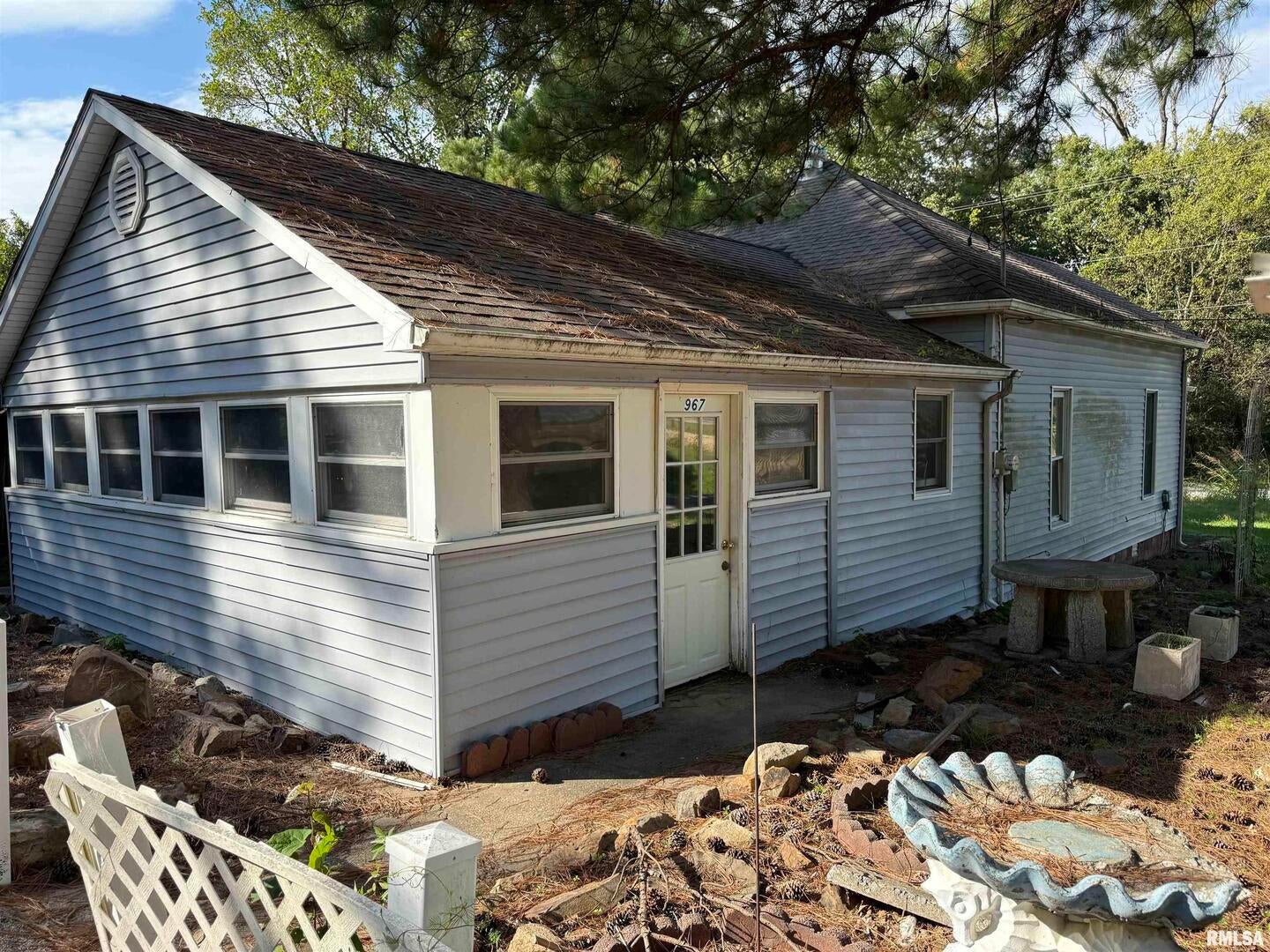 967 N Bunker Street