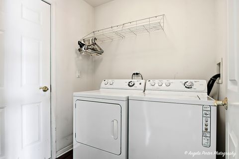 Tiny photo for 28501 Wagon Trail Court, Lakemoor, IL 60051 (MLS # 12533585)