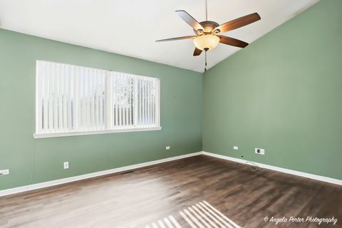 Tiny photo for 28501 Wagon Trail Court, Lakemoor, IL 60051 (MLS # 12533585)