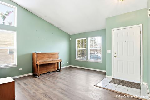 Tiny photo for 28501 Wagon Trail Court, Lakemoor, IL 60051 (MLS # 12533585)