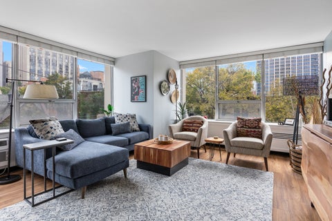 Tiny photo for 70 W Burton Place #305F, Chicago, IL 60610 (MLS # 12785776)