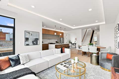 Tiny photo for 2072 N Western Avenue #303, Chicago, IL 60647 (MLS # 12716618)