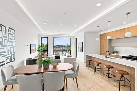Tiny photo for 2072 N Western Avenue #303, Chicago, IL 60647 (MLS # 12716618)