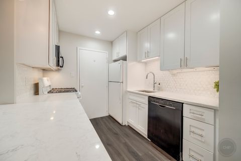 Tiny photo for 1140 64th Street #6, La Grange Highlands, IL 60525 (MLS # 12480989)