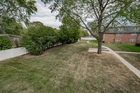 Tiny photo for 1140 64th Street #6, La Grange Highlands, IL 60525 (MLS # 12480989)