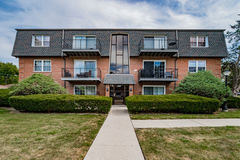 Photo of 1140 64th Street #6, La Grange Highlands, IL 60525 (MLS # 12480989)