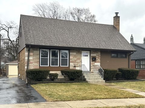 Photo of 241 N Hamlin Avenue, Park Ridge, IL 60068 (MLS # 12596793)
