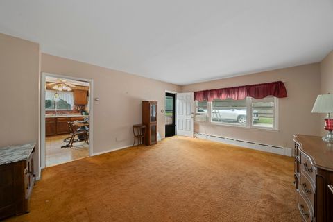 Tiny photo for 2110 A-B State Route 31 Route, Oswego, IL 60543 (MLS # 12634234)