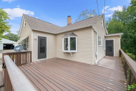 Tiny photo for 2110 A-B State Route 31 Route, Oswego, IL 60543 (MLS # 12634234)