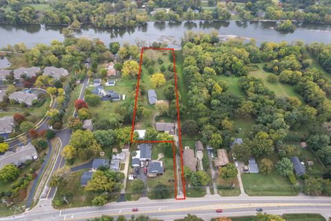 Tiny photo for 2110 A-B State Route 31 Route, Oswego, IL 60543 (MLS # 12634234)