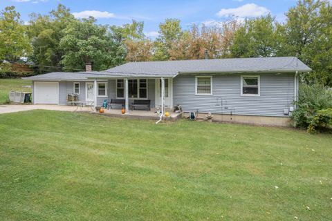 Tiny photo for 2110 A-B State Route 31 Route, Oswego, IL 60543 (MLS # 12634234)