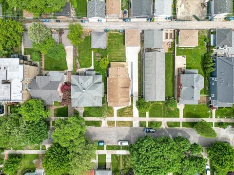Tiny photo for 4036 W Warwick Avenue, Chicago, IL 60641 (MLS # 12654712)