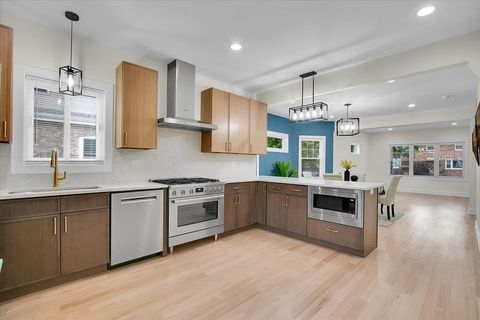 Tiny photo for 4036 W Warwick Avenue, Chicago, IL 60641 (MLS # 12654712)