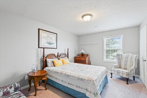 Tiny photo for 1303 Montgomery Street, Urbana, IL 61802 (MLS # 12575338)