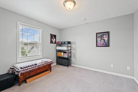 Tiny photo for 1303 Montgomery Street, Urbana, IL 61802 (MLS # 12575338)