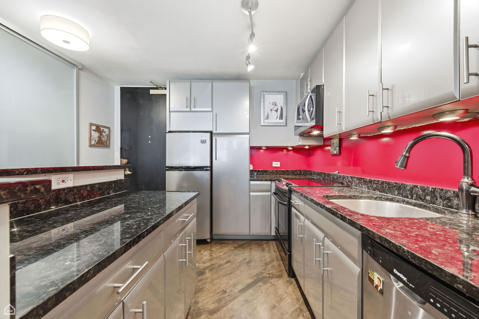 100 E Walton Place 10C