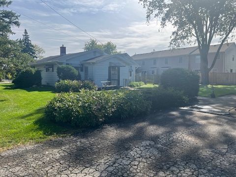 5628 S Cass Avenue Westmont IL 60559