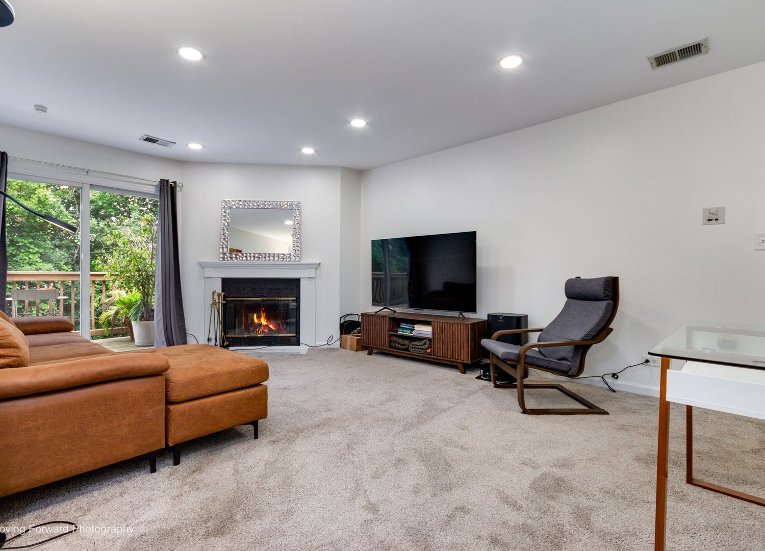 16 W Fern Court 204