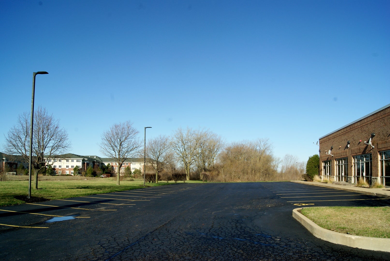 600 S Weber Road 8