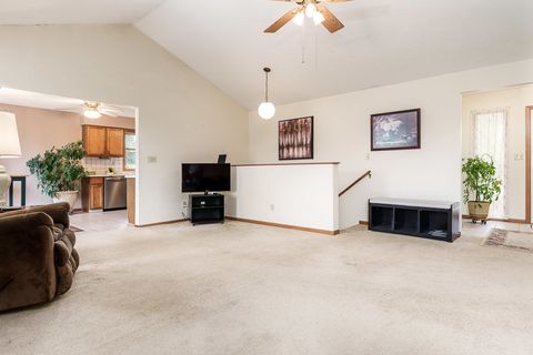 Tiny photo for 6159 UPPER RIDGE Way, Roscoe, IL 61073 (MLS # 12628508)